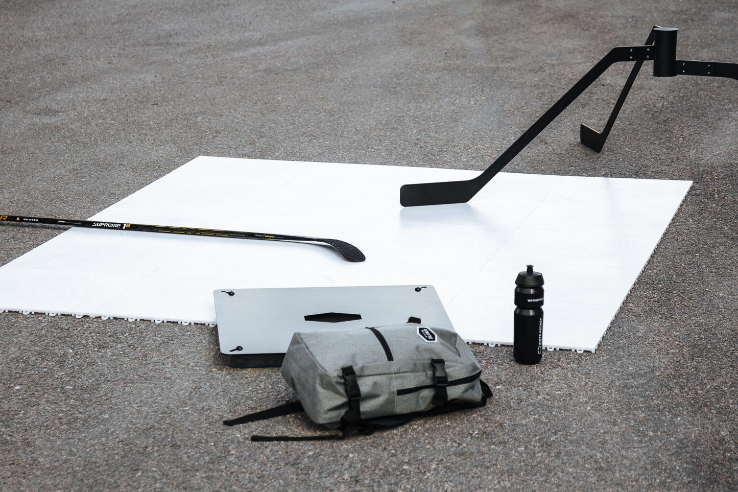 Potent Skate Tiles – Revêtement plastique modulable et praticable pour entraînement de hockey - (2,1 - 21 m²)